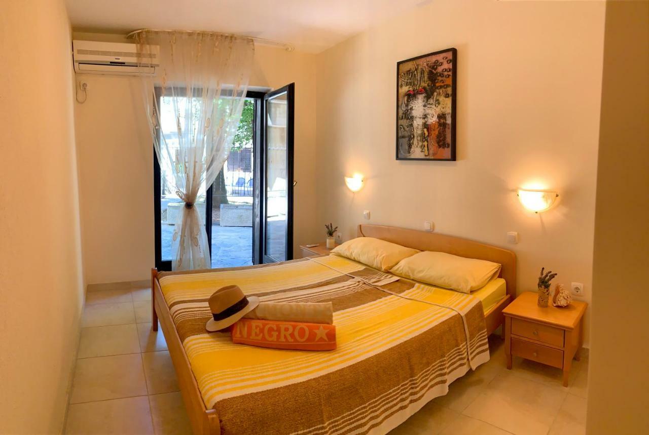 Villa Monte Boutique Apartments In Herceg Novi Exteriér fotografie